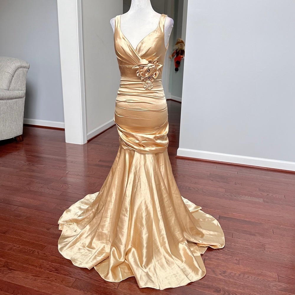Vintage 2000s Cinderella Divine Gold Formal Princess Maxi Gown Dress XS